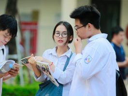 huong-dan-giai-de-thi-vao-10-tphcm-mon-tieng-anh